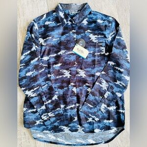 Men’s Salt Life Performance SLX Blue Fish Camo Button Down Shirt Size-Large